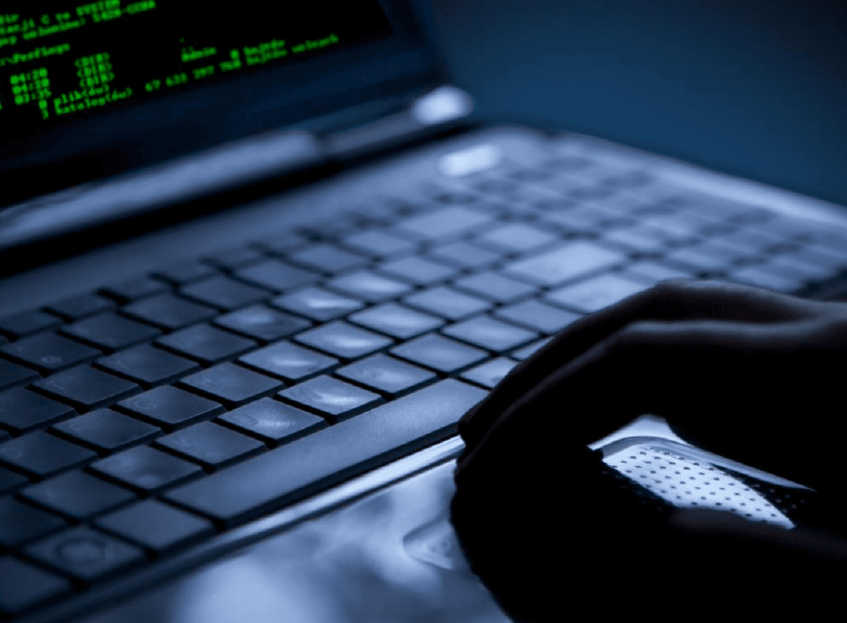 Хакеры РФ рассылают фишинговые сообщения для взлома мессенджеров военных / фото depositphotos.com Хакеры РФ рассылают фишинговые сообщения для взлома мессенджеров военных / фото depositphotos.com