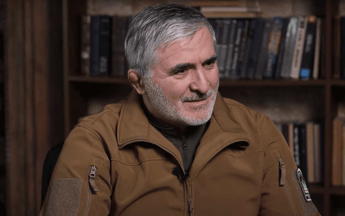Чеченский командир Муслим Мадиев сейчас воюет на стороне Украины / скриншот Чеченский командир Муслим Мадиев сейчас воюет на стороне Украины / скриншот
