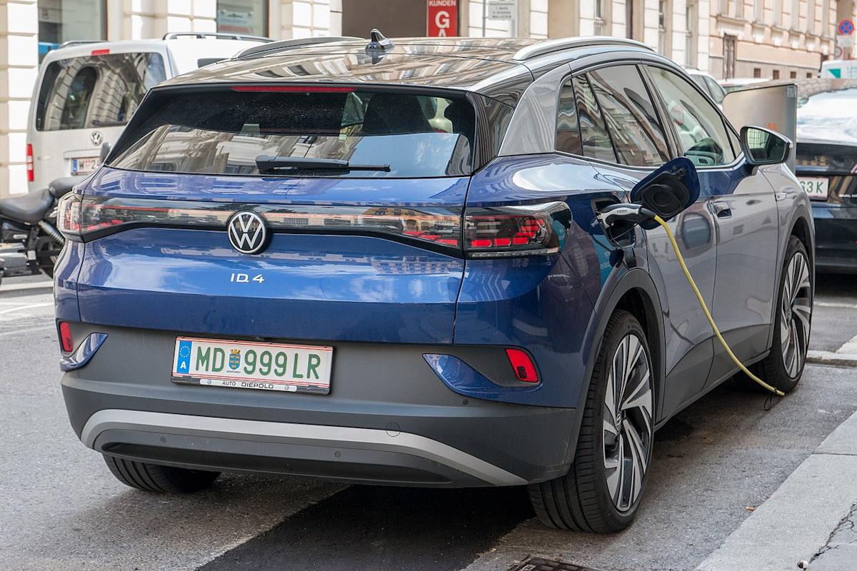 Volkswagen ID.4 - найпопулярніший в Україні "електрокитаєць" / фото wikipedia.org Volkswagen ID.4 - найпопулярніший в Україні "електрокитаєць" / фото wikipedia.org