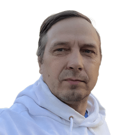 волонтер из Часового Яра Евгений Ткачев