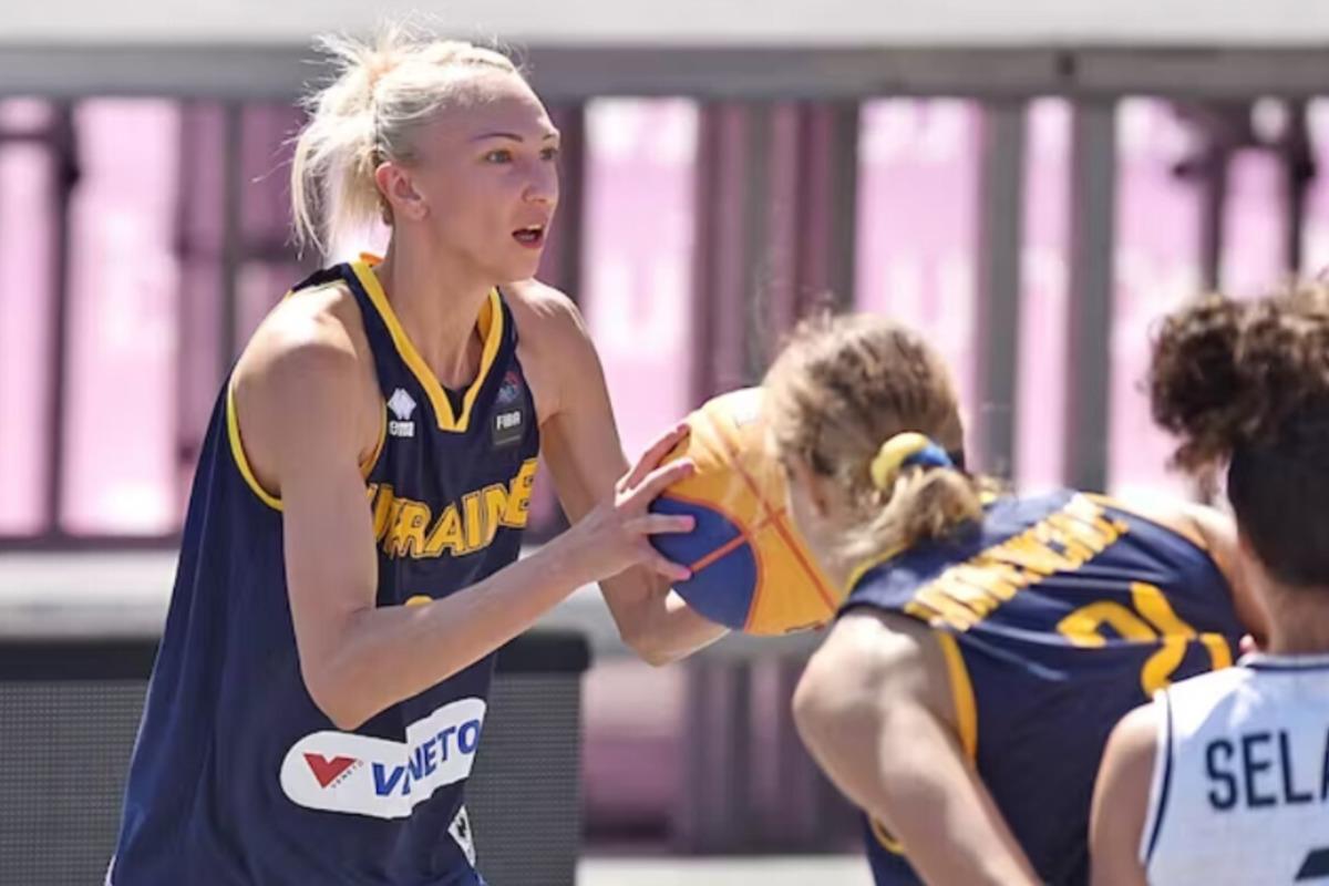 Збірна з баскетболу 3х3 зіграє у відборі на Олімпіаду-2024 в Дебрецені / фото Федерація баскетболу України Збірна з баскетболу 3х3 зіграє у відборі на Олімпіаду-2024 в Дебрецені / фото Федерація баскетболу України