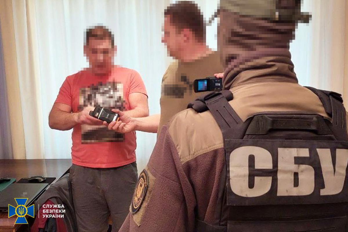 СБУ задержала вражеского информатора, который охотился на украинскую ПВО / фото пресс-служба СБУ СБУ задержала вражеского информатора, который охотился на украинскую ПВО / фото пресс-служба СБУ