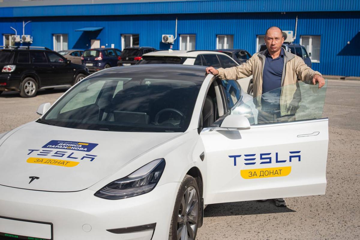 Tesla на благотворительность: владелец SMK Group придумал, как привлечь больше украинцев к помощи больницам Tesla на благотворительность: владелец SMK Group придумал, как привлечь больше украинцев к помощи больницам