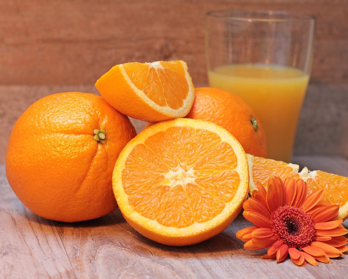 Натуральный апельсиновый сок уменьшает уровень сахара в крови / Pixabay