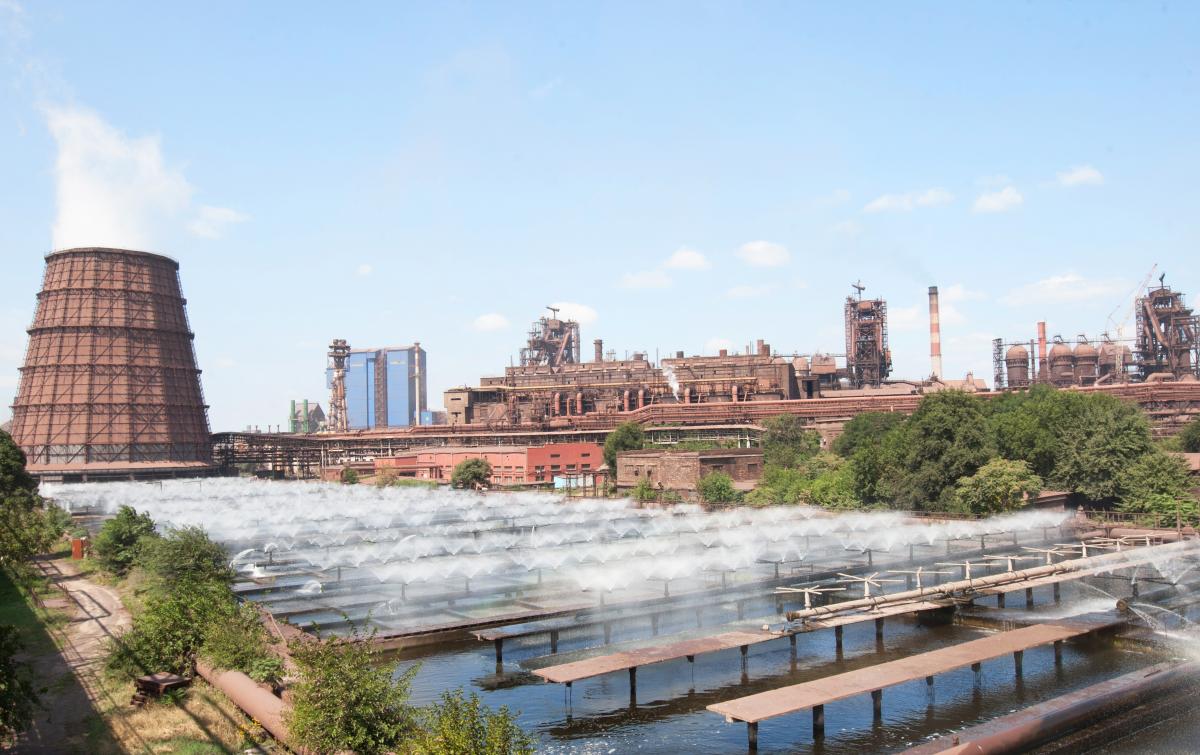 Попри війну, Запоріжсталь Ахметова вклала 1,2 мільярди в оновлення обладнання / фото Запоріжсталь Попри війну, Запоріжсталь Ахметова вклала 1,2 мільярди в оновлення обладнання / фото Запоріжсталь