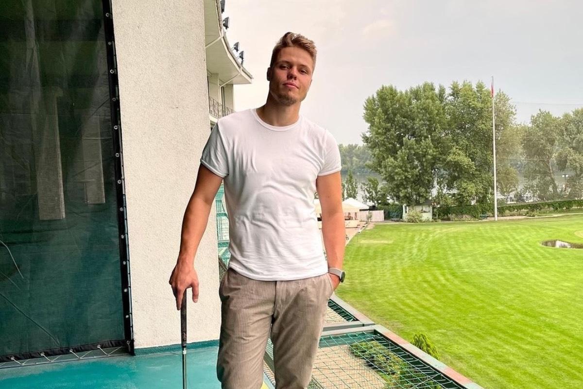 Блогер прокомментировал скандальные видео с побоями жены / Скриншот Instagram Блогер прокомментировал скандальные видео с побоями жены / Скриншот Instagram
