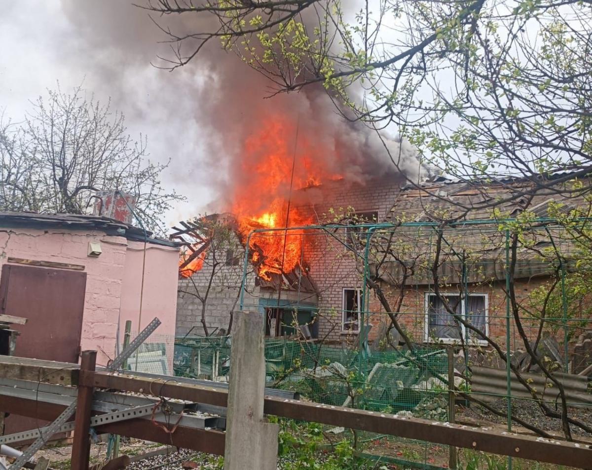 Росіяни вдарили по Харківщині: постраждали троє дітей (фото) Росіяни вдарили по Харківщині: постраждали троє дітей (фото)