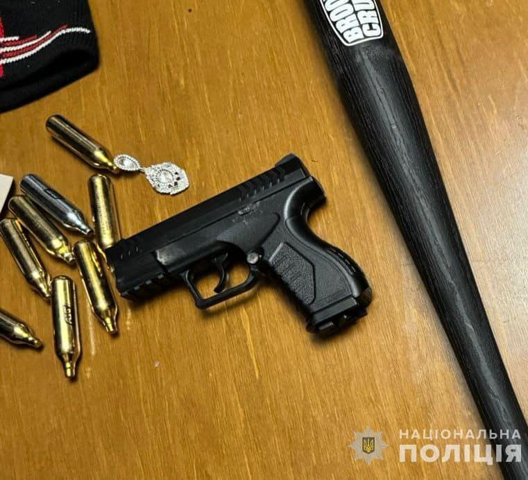 Кадры с обысков / facebook.com/UA.ZakarpattyaPolice Кадры с обысков / facebook.com/UA.ZakarpattyaPolice