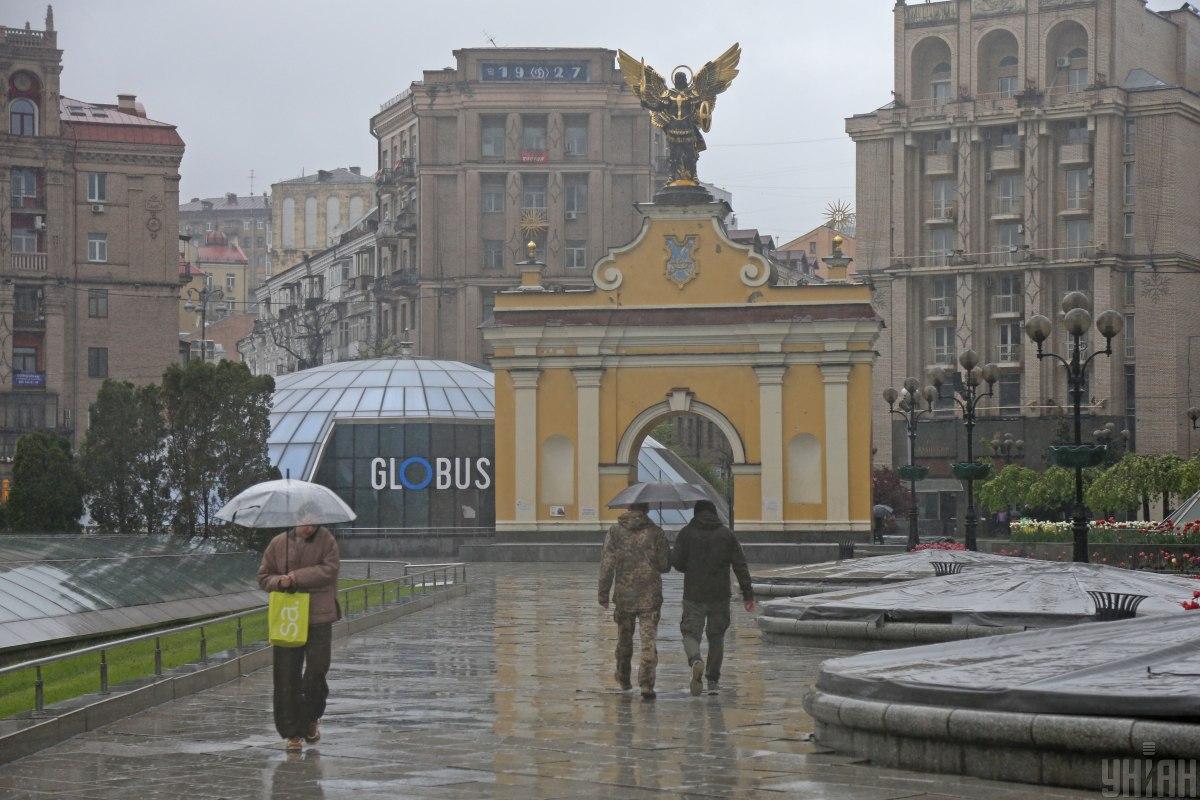 Синоптики попередили про південно-східний вітер / фото УНІАН, Віктор Ковальчук Синоптики попередили про південно-східний вітер / фото УНІАН, Віктор Ковальчук