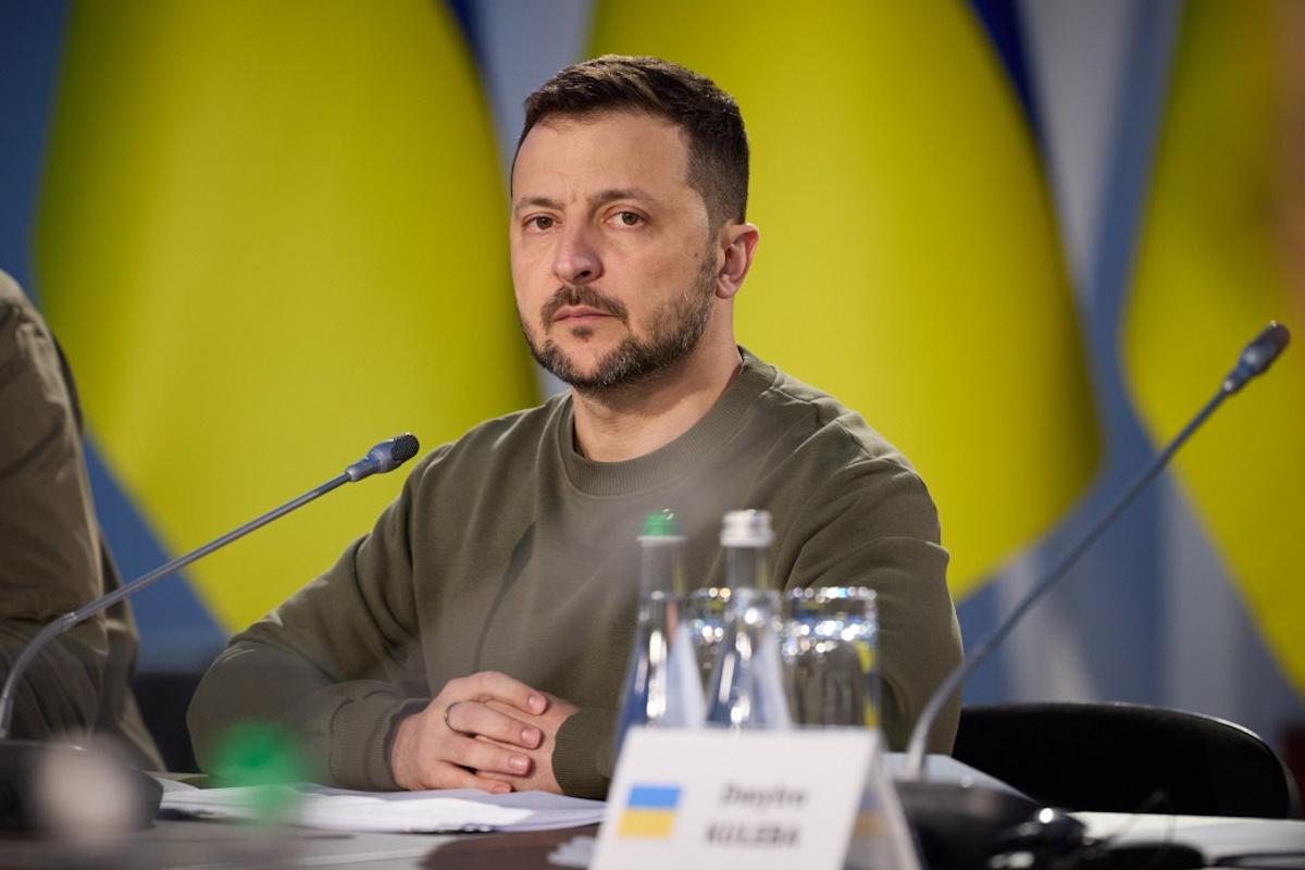 Зеленский рассказал, как РФ удалось продвинуться на Харьковщине / фото president.gov.ua Зеленский рассказал, как РФ удалось продвинуться на Харьковщине / фото president.gov.ua