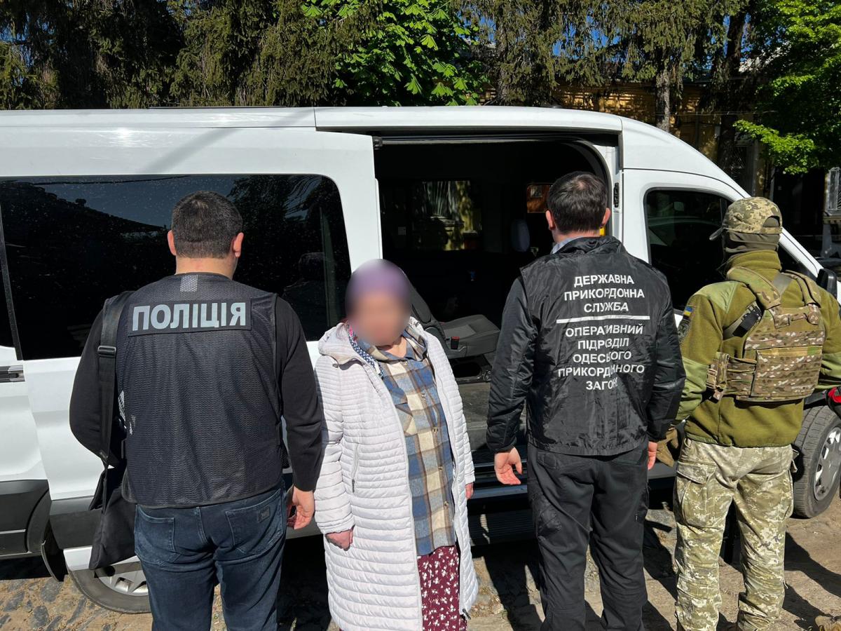 «Рабовласниці» загрожує до 12 років тюрми / фото ДПСУ «Рабовласниці» загрожує до 12 років тюрми / фото ДПСУ