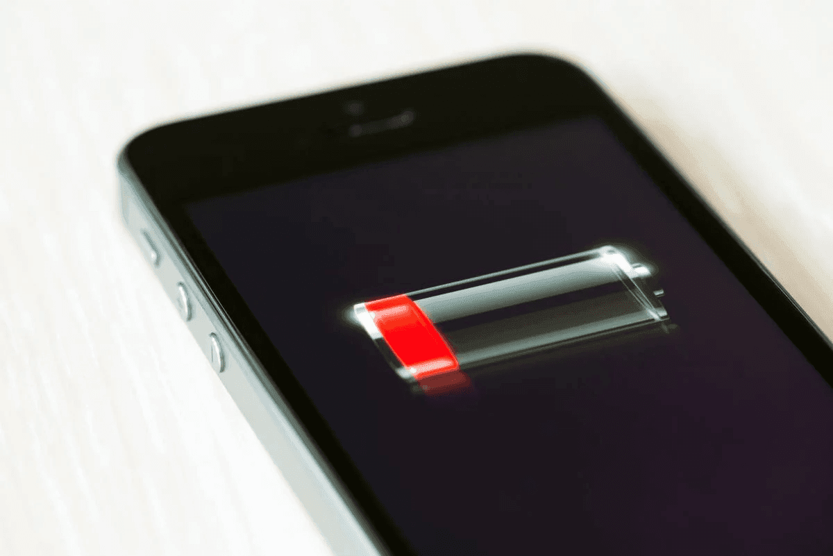 Проведение пальцем по экрану для закрытия приложений iPhone на самом деле сокращает срок службы батареи / фото depositphotos.com Проведение пальцем по экрану для закрытия приложений iPhone на самом деле сокращает срок службы батареи / фото depositphotos.com