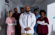 РФ начала набирать врачей из Африки: британская разведка рассказала о новой проблеме врага