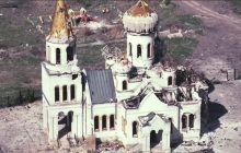 Разбитая церковь - выстрел в сердце Украины: военные показали Часов Яр (видео)