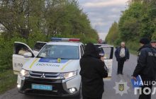В Винницкой области неизвестные в камуфляже расстреляли полицейских (фото, видео)