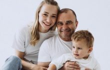 "Пишаюся бути мамою не нормотипової дитини": дружину Віктора Павліка довели до сліз