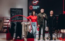 ПУМБ створив безбар’єрний шоу-рум благодійного мерчу "Ми однієї крові" на "Куражі"