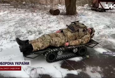 Електроноші для евакуації військових: студенти збирають унікальні ноші для поранених бійців