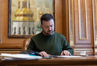 Зеленский прокомментировал реакцию Запада на удары по российским НПЗ