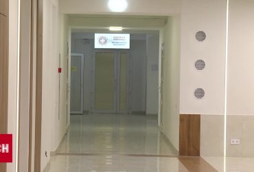 Во Львове школьник распылил в коридоре перцовый баллончик: десять детей госпитализировали