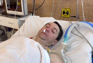 У Росії співробітник залізниці вдарив ножем губернатора