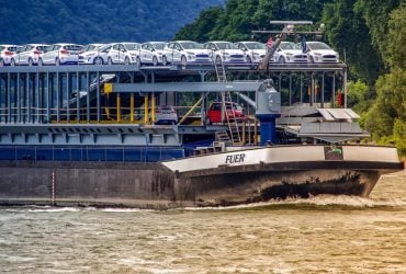 Це хаос: порти Європи перетворились на склади китайських електромобілів, – FT