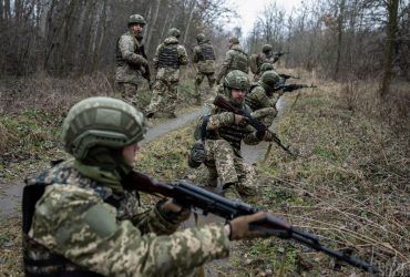Україна мотивує новобранців, пропонуючи їм самим вибрати свою роль у війні, - FT