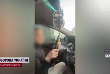 Посадил 9-летнюю дочь за руль и выложил это в соцсети: полиция разыскала отца-блогера