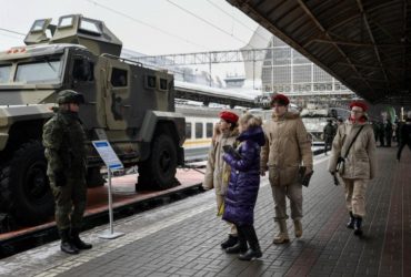 В Росії запустили більшовицькі поїзди, щоб зібрати чоловіків на війну, - ГУР
