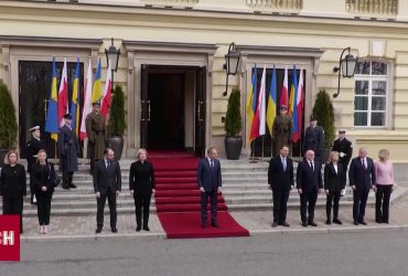 Туск звернувся до польських фермерів: до чого закликав
