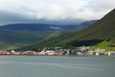 Одна из самых популярных локаций Исландии вводит ограничения на туристов