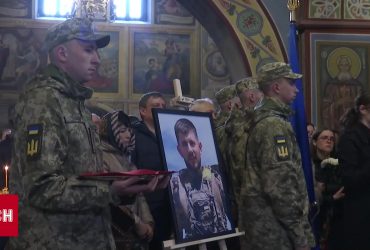 У Києві попрощались з військовим та громадським активістом Павлом Петриченком