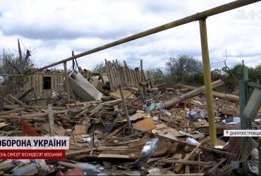 Похоронили целую семью: на Днепропетровщине попрощались с жертвами ракетной атаки