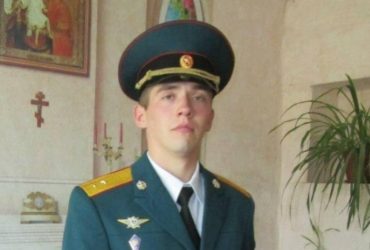 Матери двухсотого оккупанта вручили пустой футляр от ордена: объяснение убило