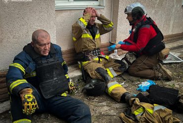 У Миколаєві стався вибух невідомого пристрою: постраждали 5 рятувальників