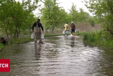 В домах до 20 сантиметров воды: Черкасскую область подтапливает