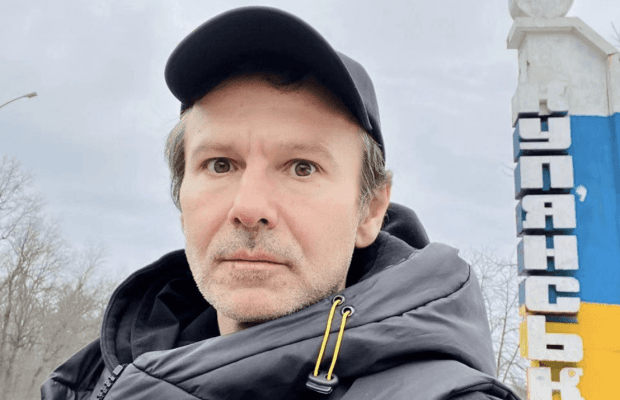 "Это для меня источник любви и силы": Вакарчук впервые рассказал о жене и детях