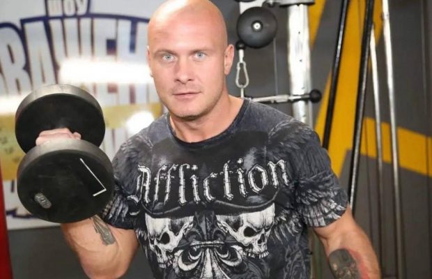 "Дам ответ, есть ли жизнь дальше": Узелков сообщил о серьезной операции