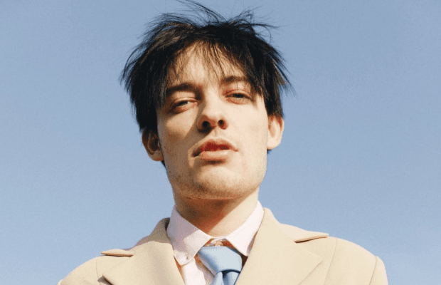 Историческое событие на "Евровидении-2024": победителем вокального конкурса может стать небинарный участник