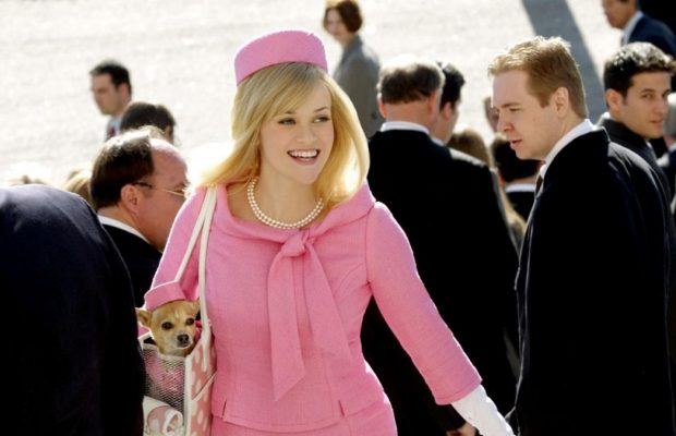 "Блондинка в законе" возвращается: культовый фильм перевыпустят в формате сериала