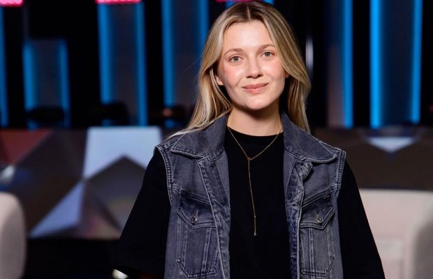 Чувственно до мурашек: KOLA спела в дуэте с 9-летней поклонницей и всех растрогала (видео)