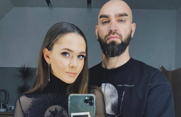 "Вал на базе": на концерте за границей заметили мужа Юлии Саниной, который сбежал из Украины