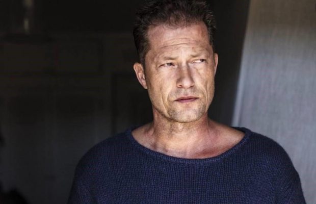 "Становится все хуже": звезда фильма "Бесславные ублюдки" борется со сложной болезнью