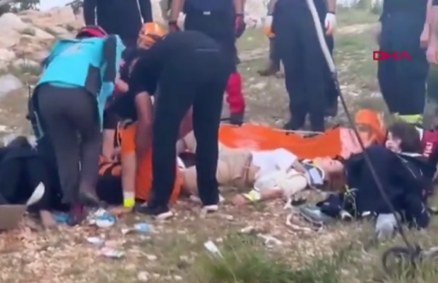 У курортній Антальї впала кабінка канатної дороги, є постраждалі та загиблий (відео)