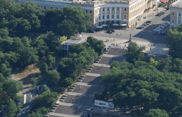 В Одесі відкриють Потьомкінські сходи, що були закриті через війну