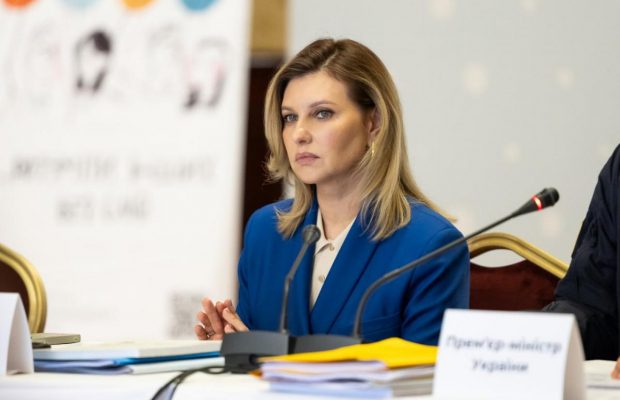 Елена Зеленская эмоционально отреагировала на обстрел Днепра: "Террору не может быть оправдания"