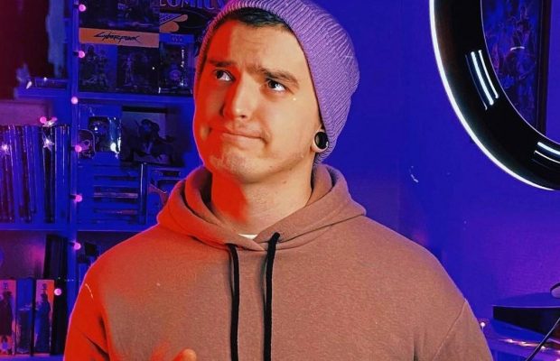 "Если вы не готовы идти в армию, то помогайте армии": известный блогер пополнил ряды ВСУ