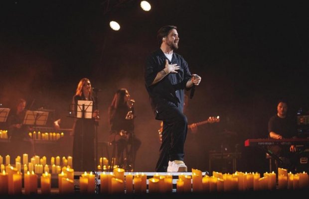 Солист группы "Без Обмежень" подогрел слухи о новом романе: певец показал фото с пиарщицей