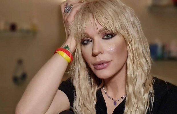 "У меня все документы оформлены": Монро ответила, могут ли ее мобилизовать