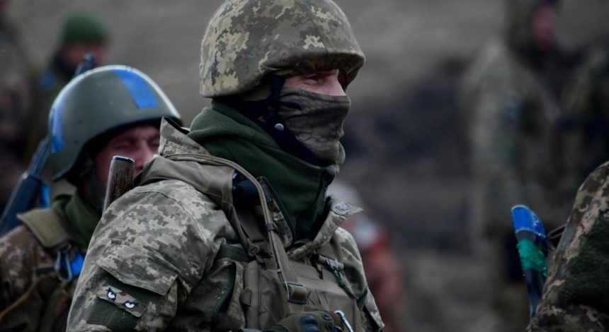 Для украинских военных существует 6 видов дополнительных выплат: в Минобороны раскрыли детали